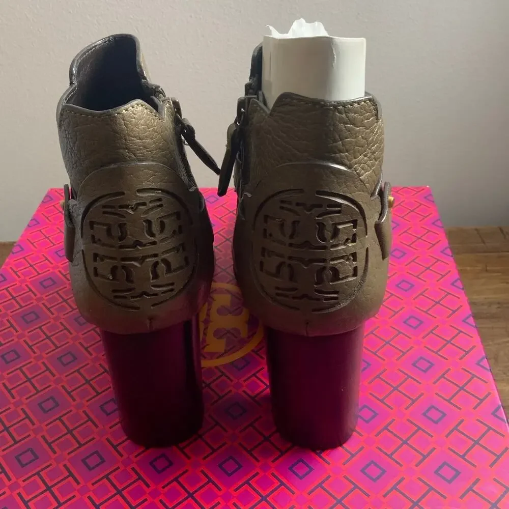 Tory Burch Derby leather ankle booties size 6.5‎